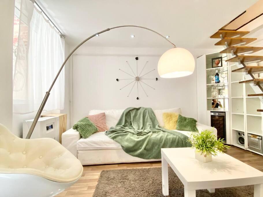 Stay Cool! Apartment With Sauna And Private Garden Budapeste Exterior foto