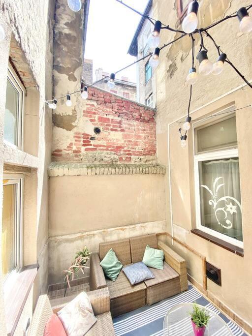 Stay Cool! Apartment With Sauna And Private Garden Budapeste Exterior foto
